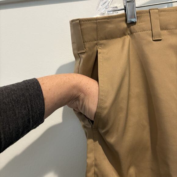 BCG Athletic Golf Shorts Men 40W Tan Khaki 9” Inseam Performance Fabric Casual - Picture 4 of 11